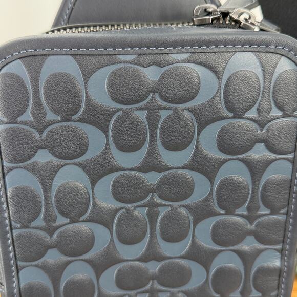 Coach Men’s Sullivan Pack In Signature Leather Black and Blue Gorgeous Crossbody - Picture 2 of 15